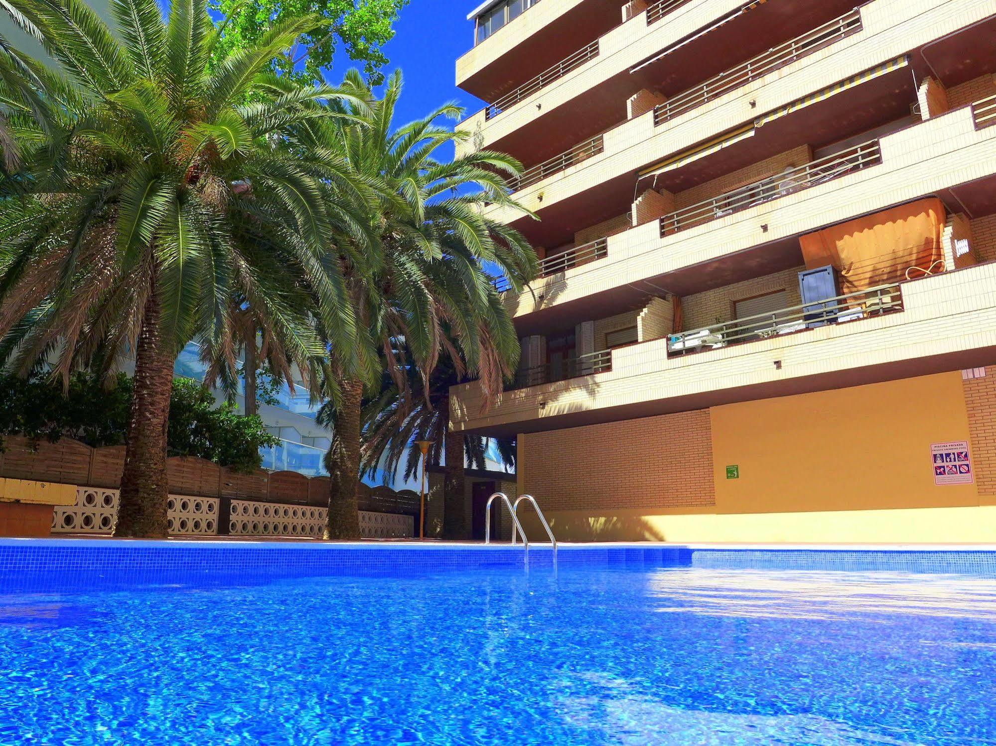 Azahar Hotel 3*
