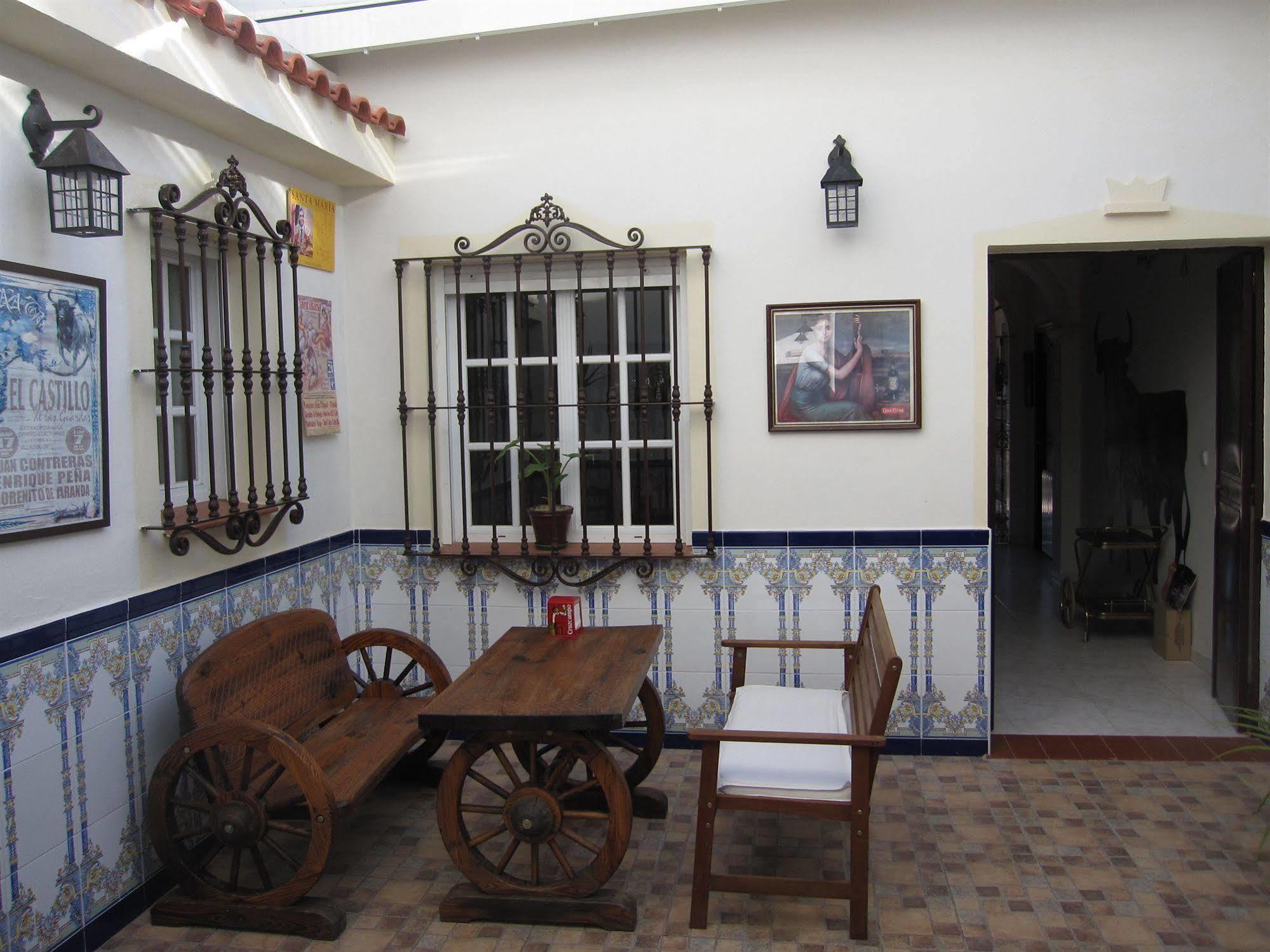 Guest house Venta De Abajo El Castillo de las Guardas
