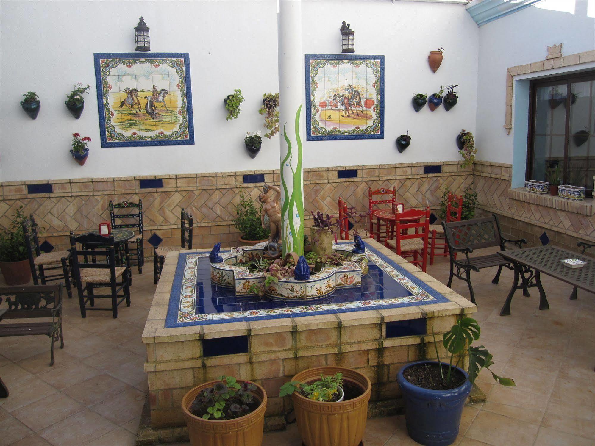 Guest house Venta De Abajo El Castillo de las Guardas