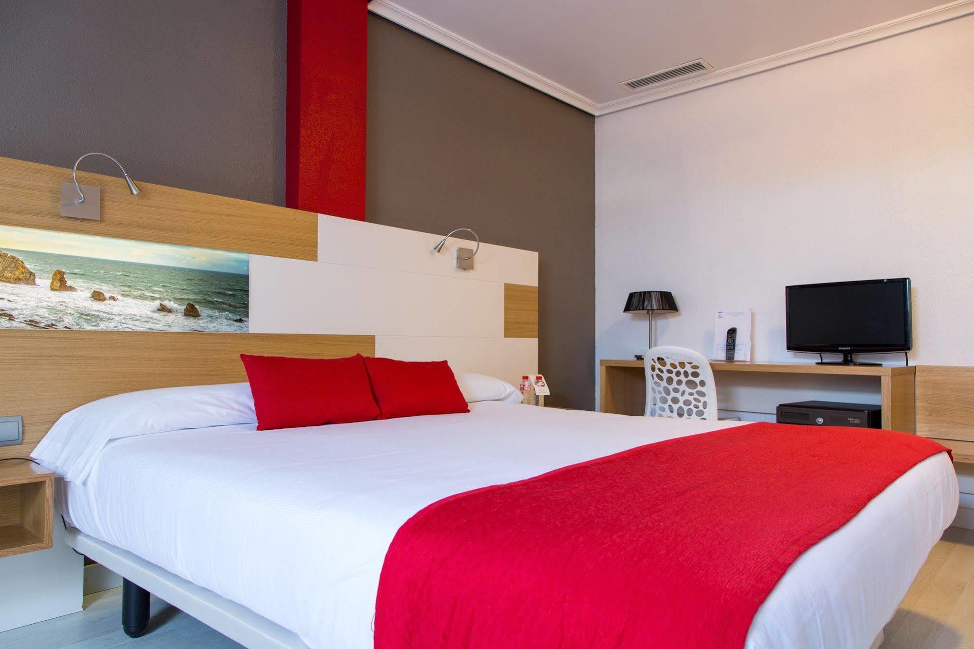 Chateau La Roca Hotel Sancibrián