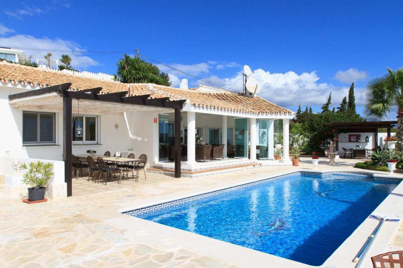 Azalea Villa *