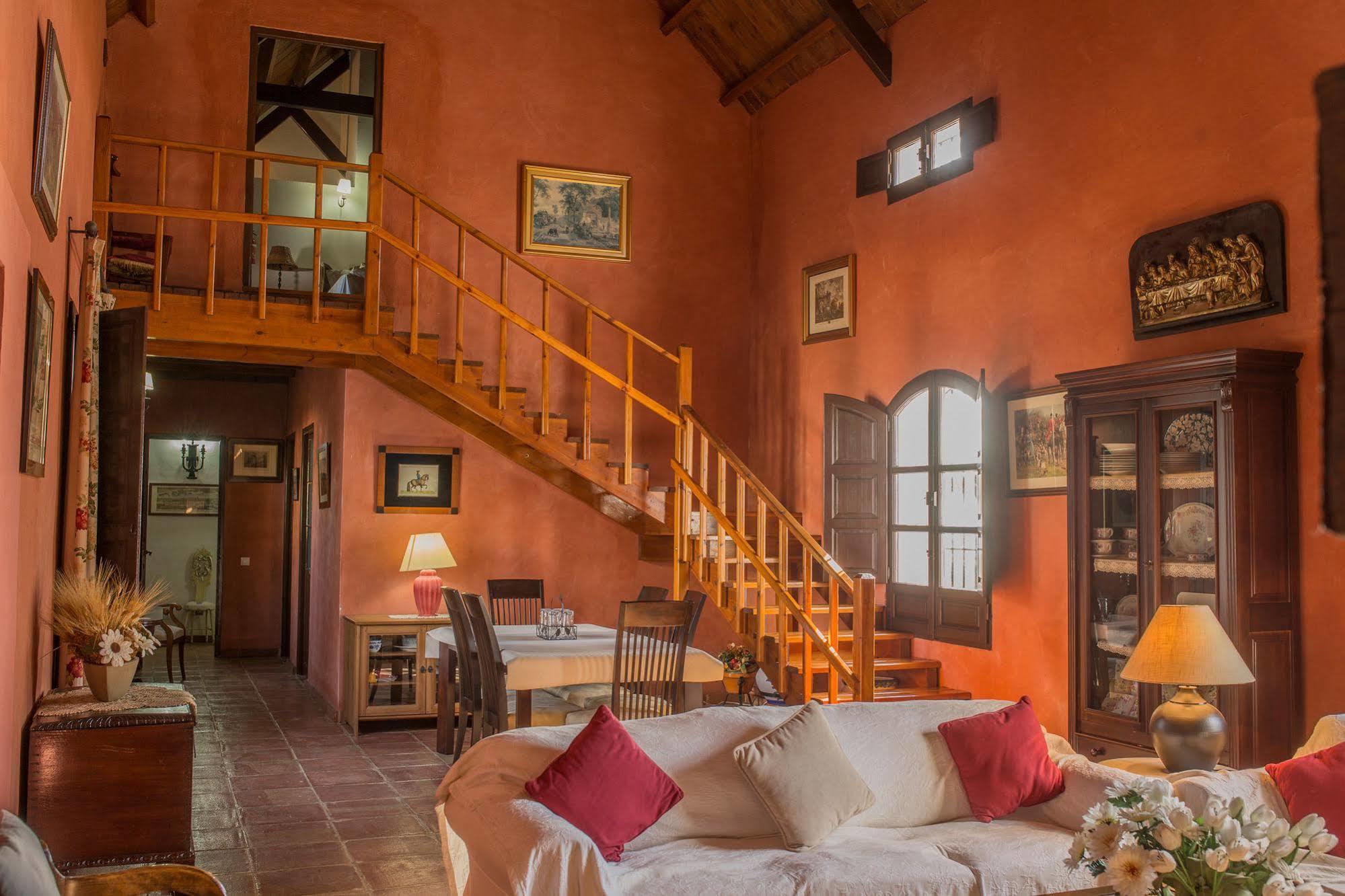 Reservaloen Hacienda Marciagas * Benacazon
