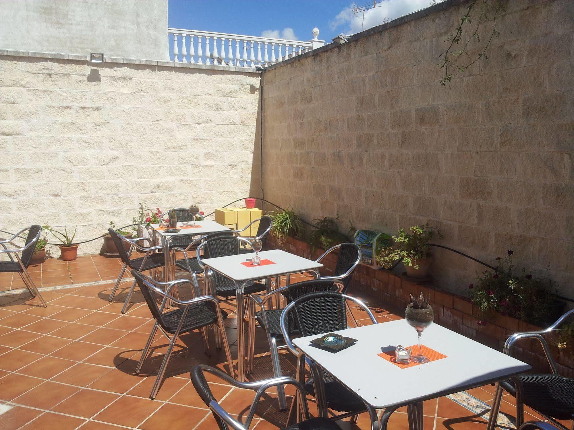 Hotel María *