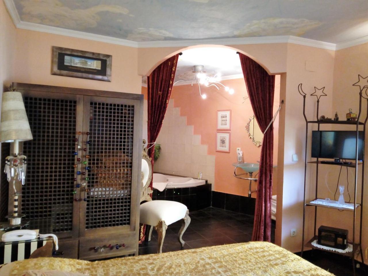 Hotel Utopía