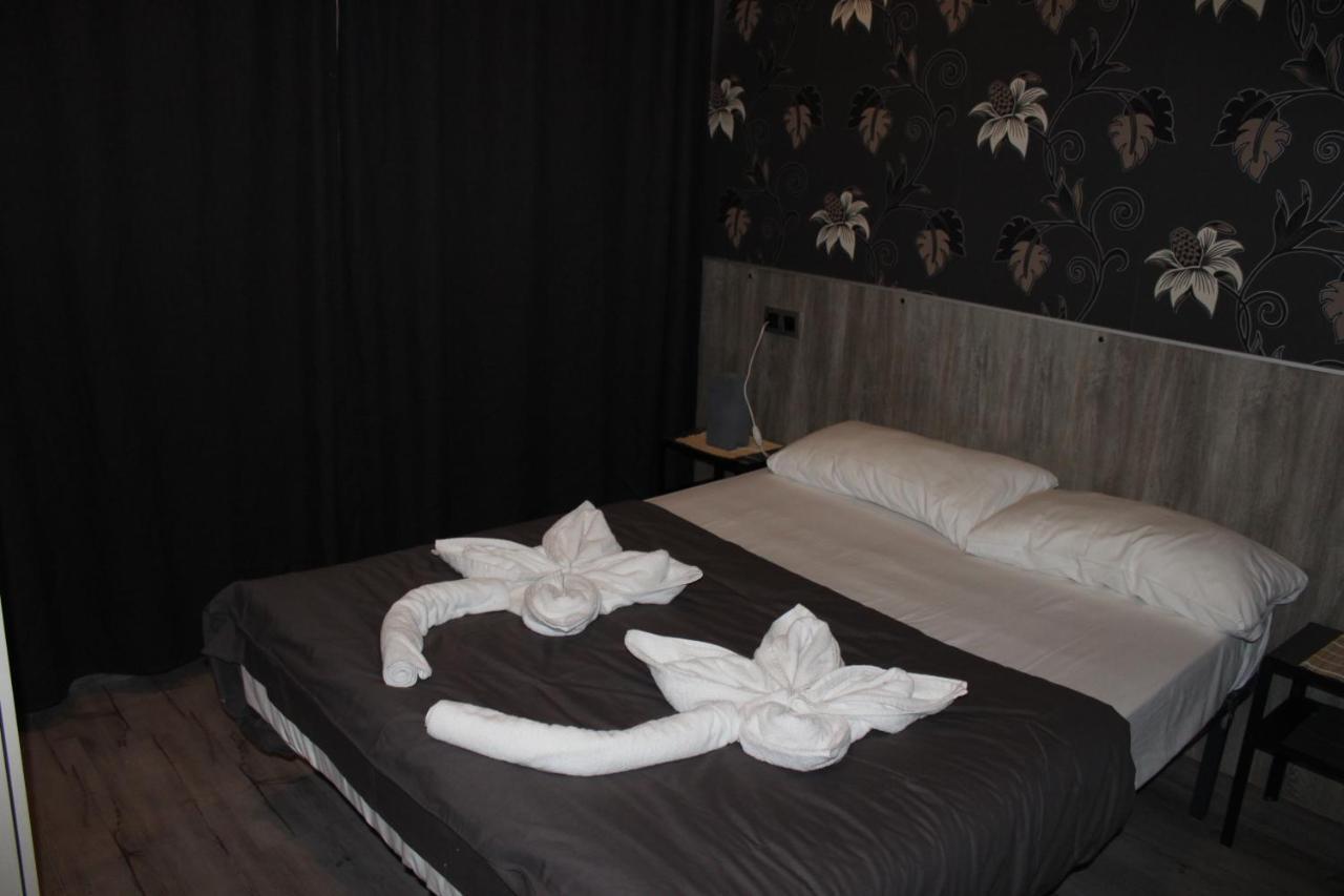 Bcn Condal Guest house 2*