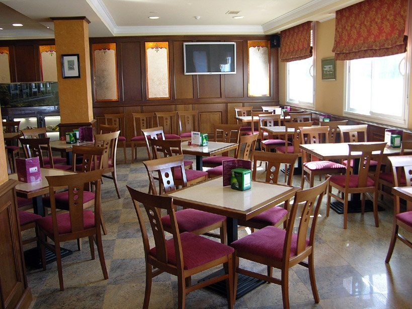 Chateau La Roca Hotel 3*