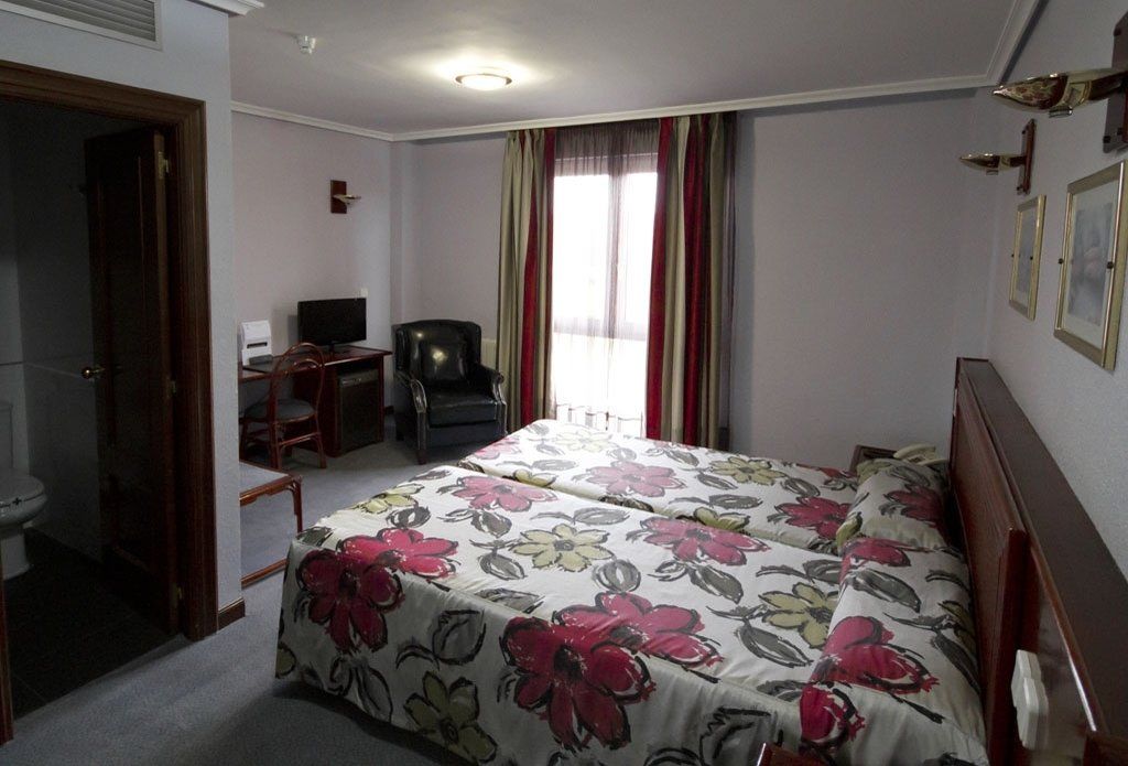Chateau La Roca Hotel Sancibrián