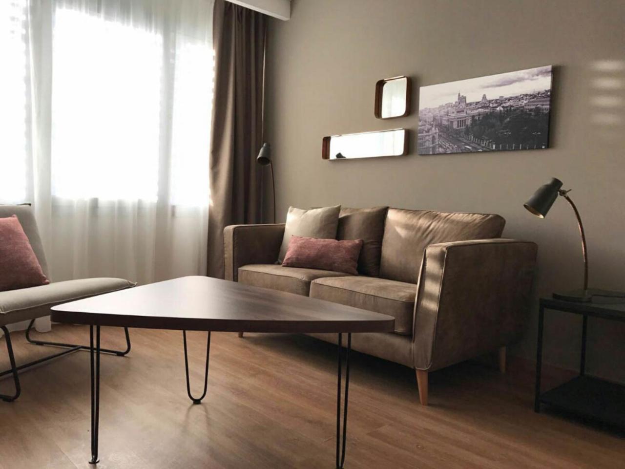 Apartment Pierre & Edificio Eurobuilding 2