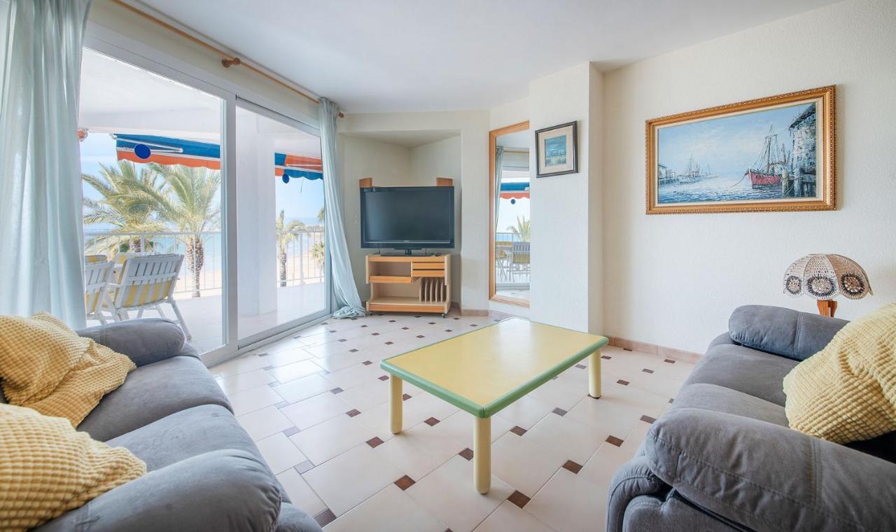 Tarracohomes, Rosa Con Terraza Y Vistas A La Playa