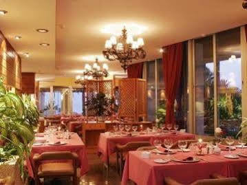 Apartahotel Bajondillo