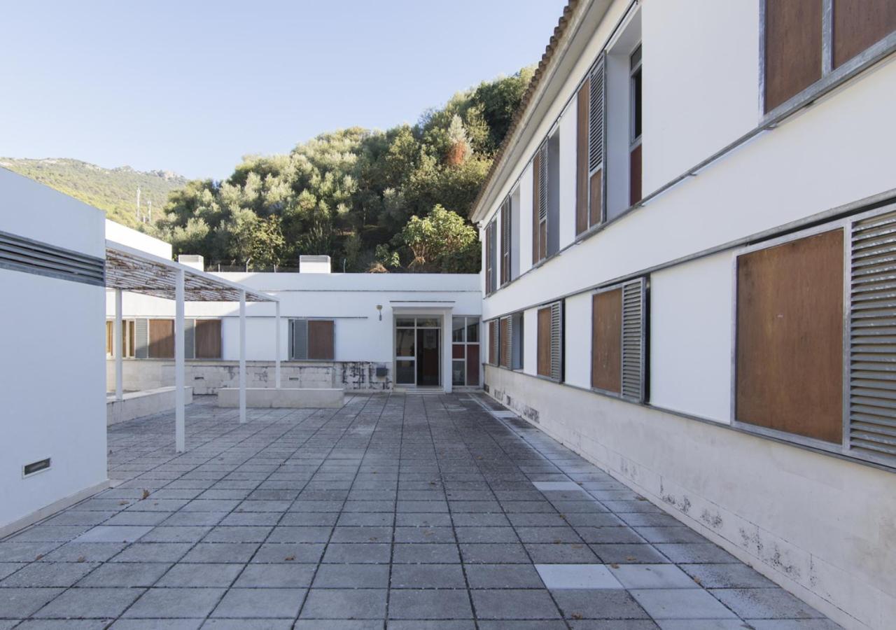 Juvenil Hostal El Bosque (Cadiz)