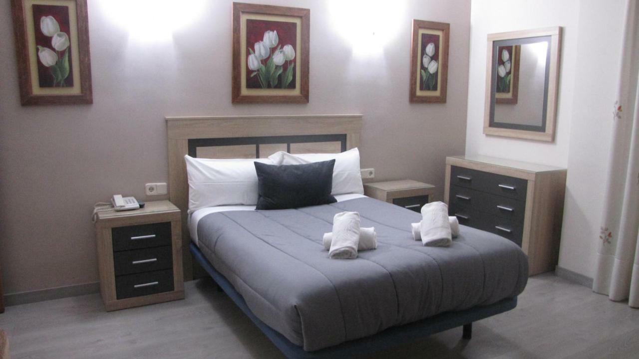 El Cruce Guest house Paracuellos de Jarama