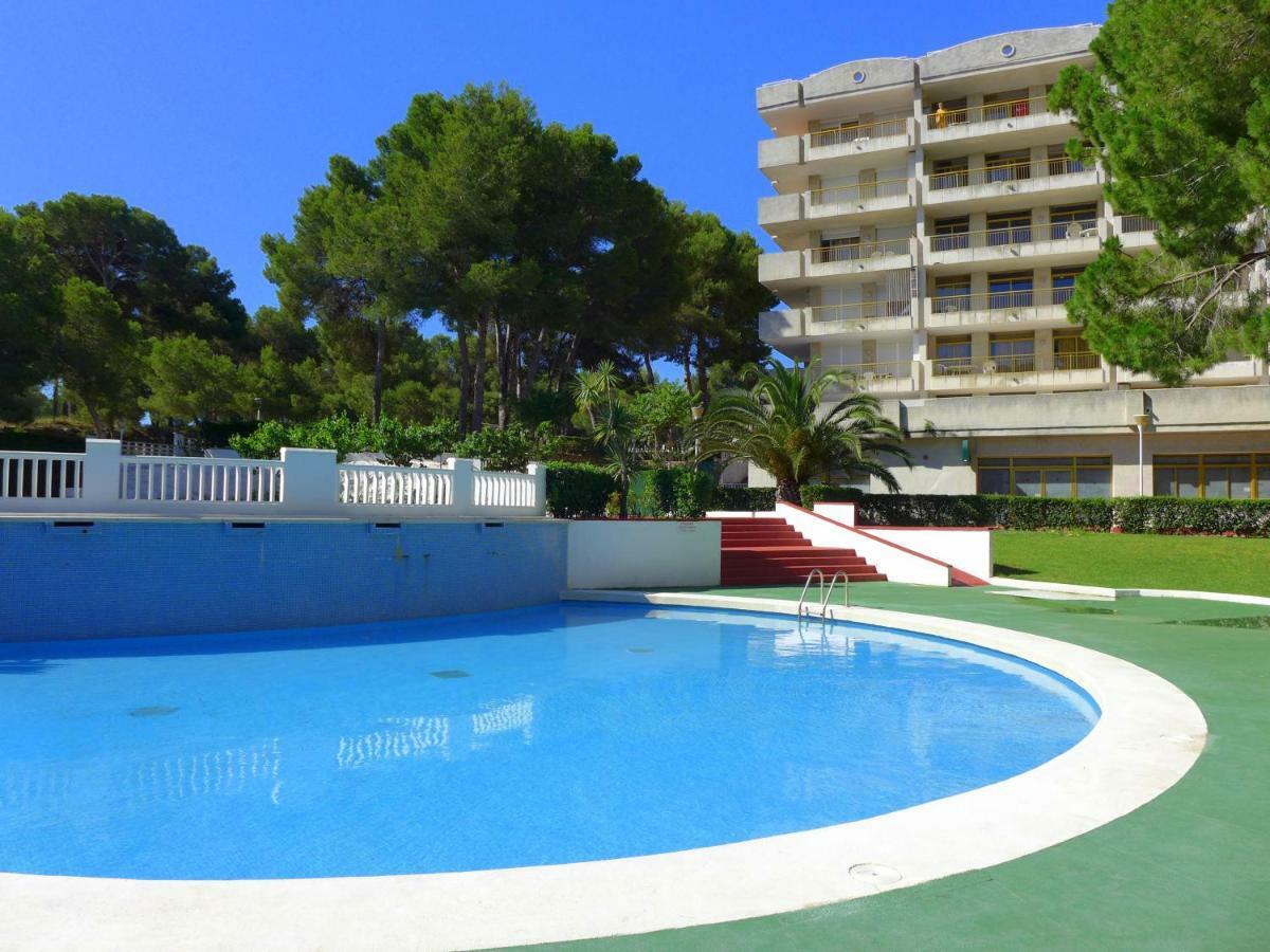 Cataluna Study Apartment