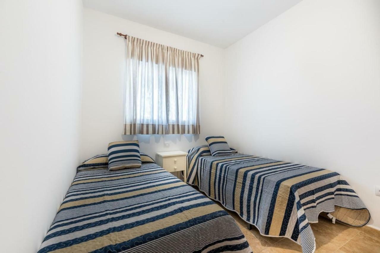 Comfortable, Close To The Beach, Pool, New, Paddle Apartamento