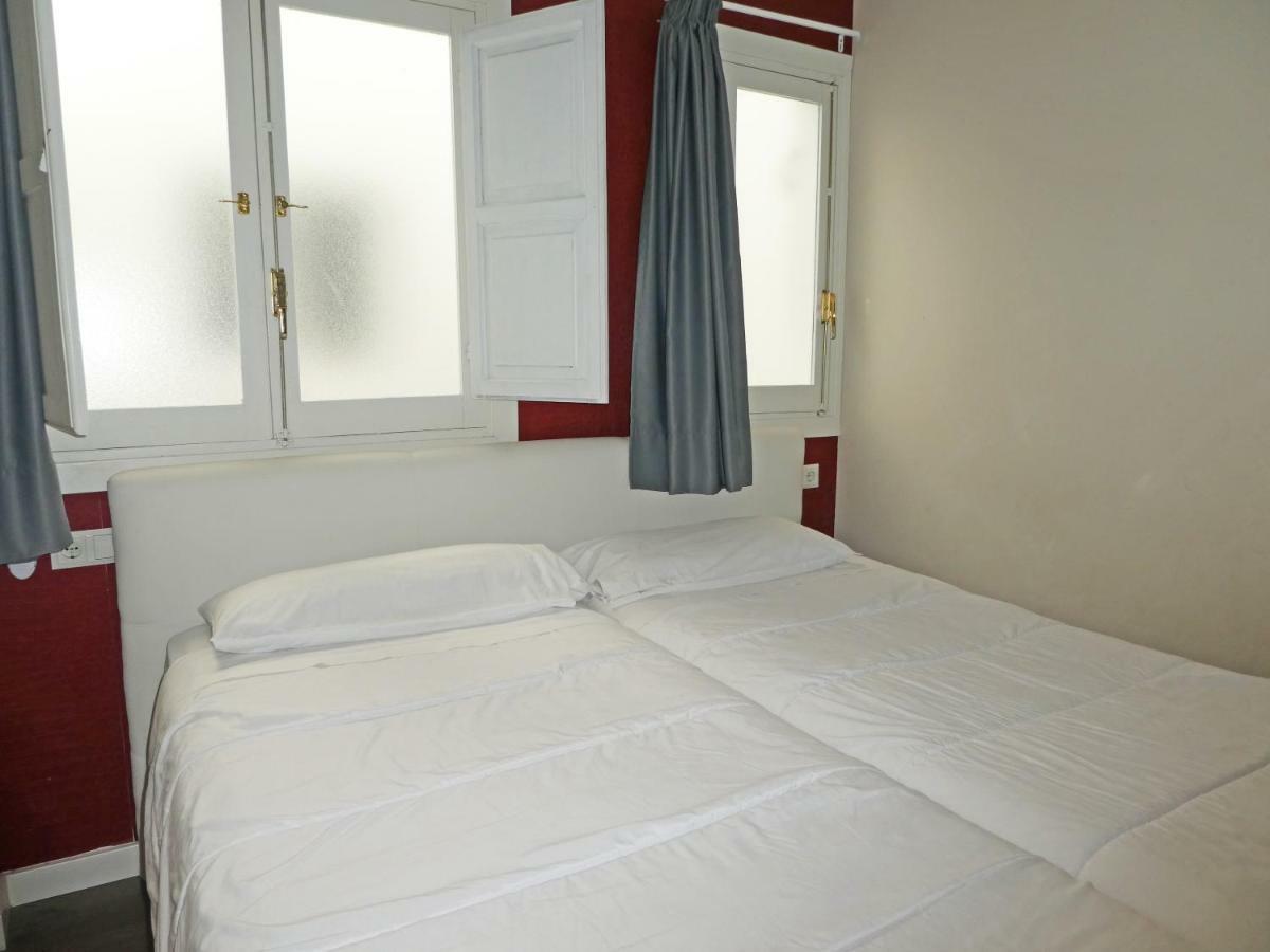Valentina Deluxe 3000 Apartment *