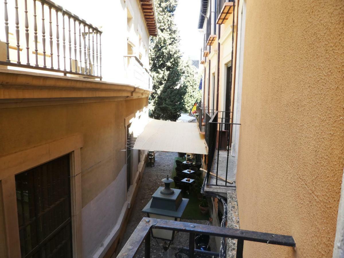 Valentina Deluxe 3000 Apartment
