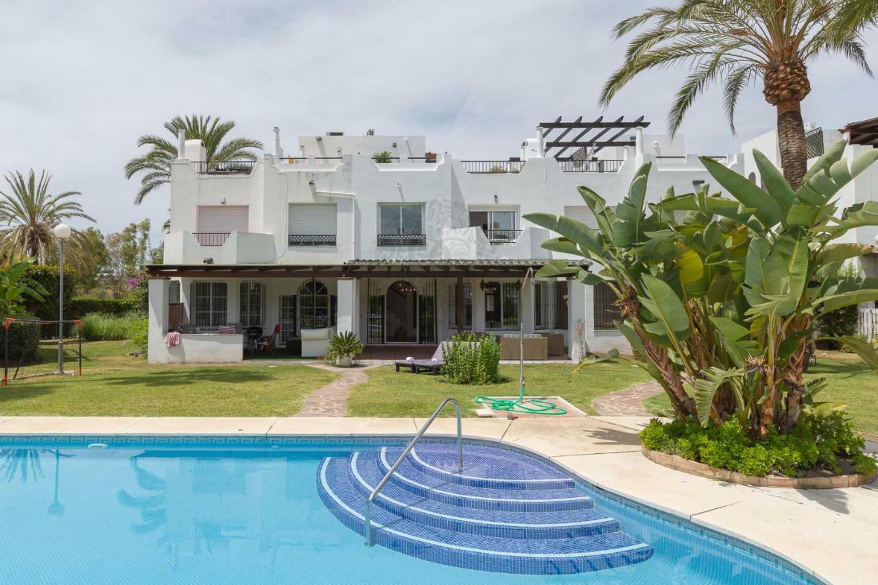 Сasa de vacaciones Nueva Andalucia Beach House By Dahlia Group *