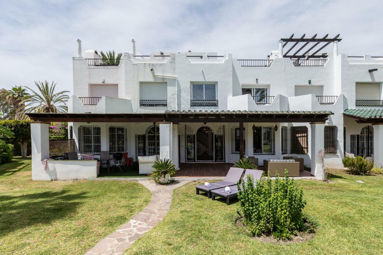 Nueva Andalucia Beach House By Dahlia Group Marbella