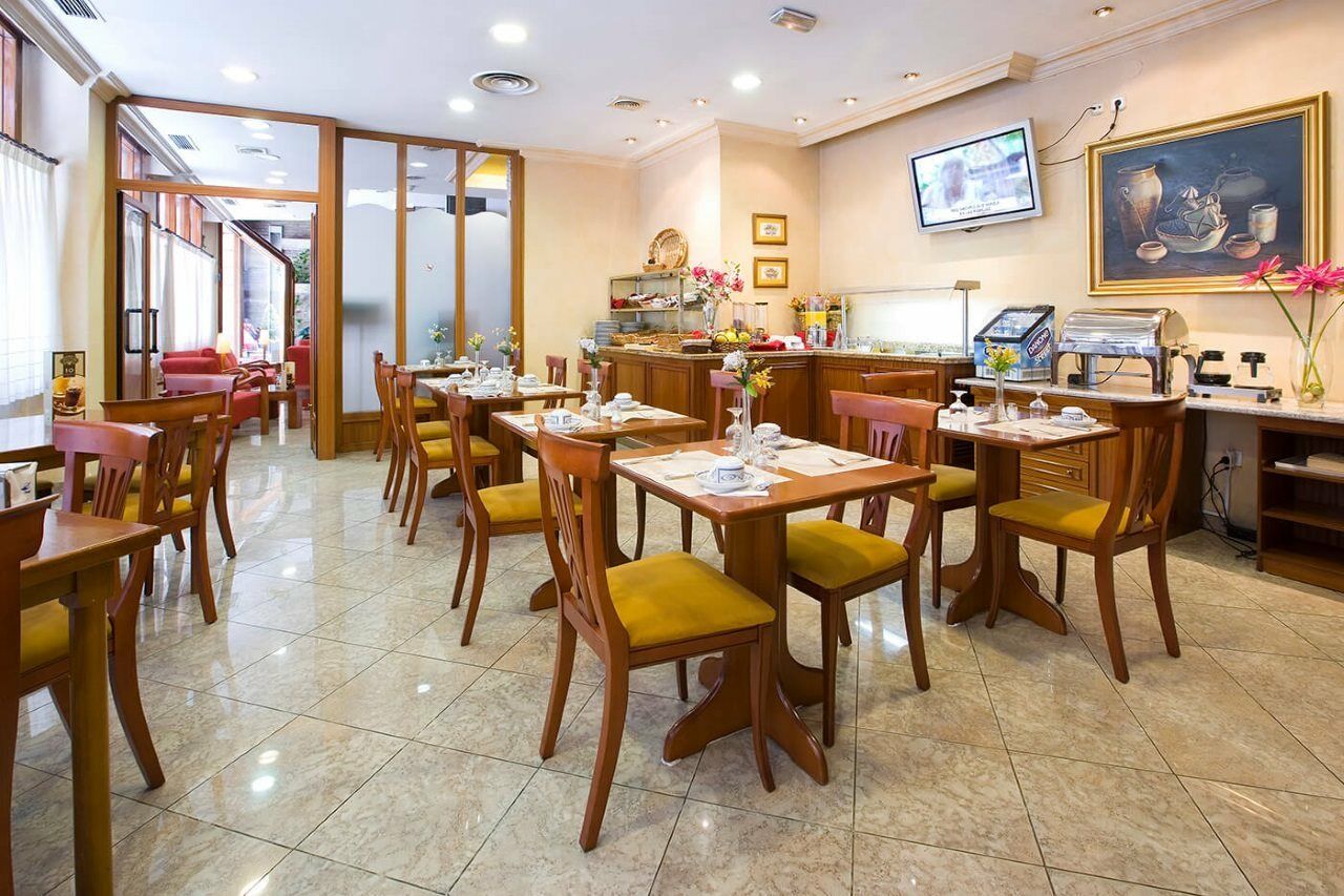 Dauro Premier 3* Granada