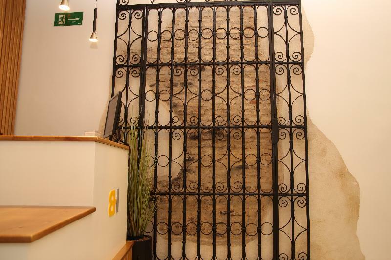 Basic Catedral Hotel