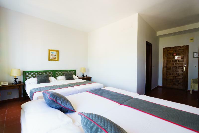 Hotel Oyo Cumbres El Garrobo