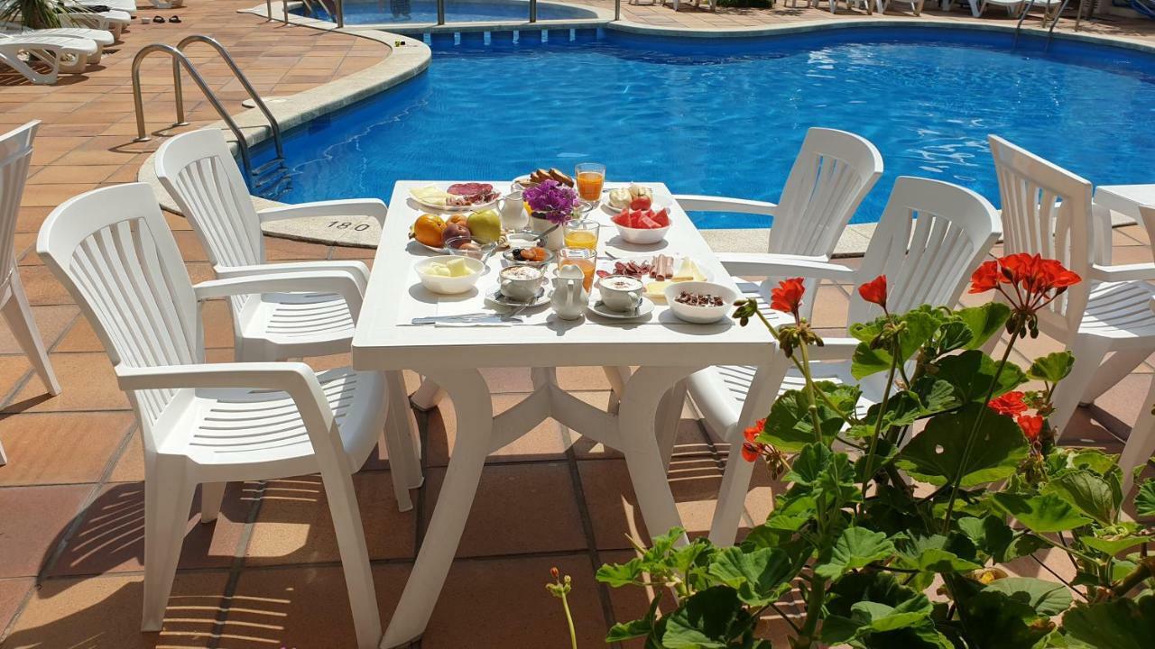 Mireia Hotel