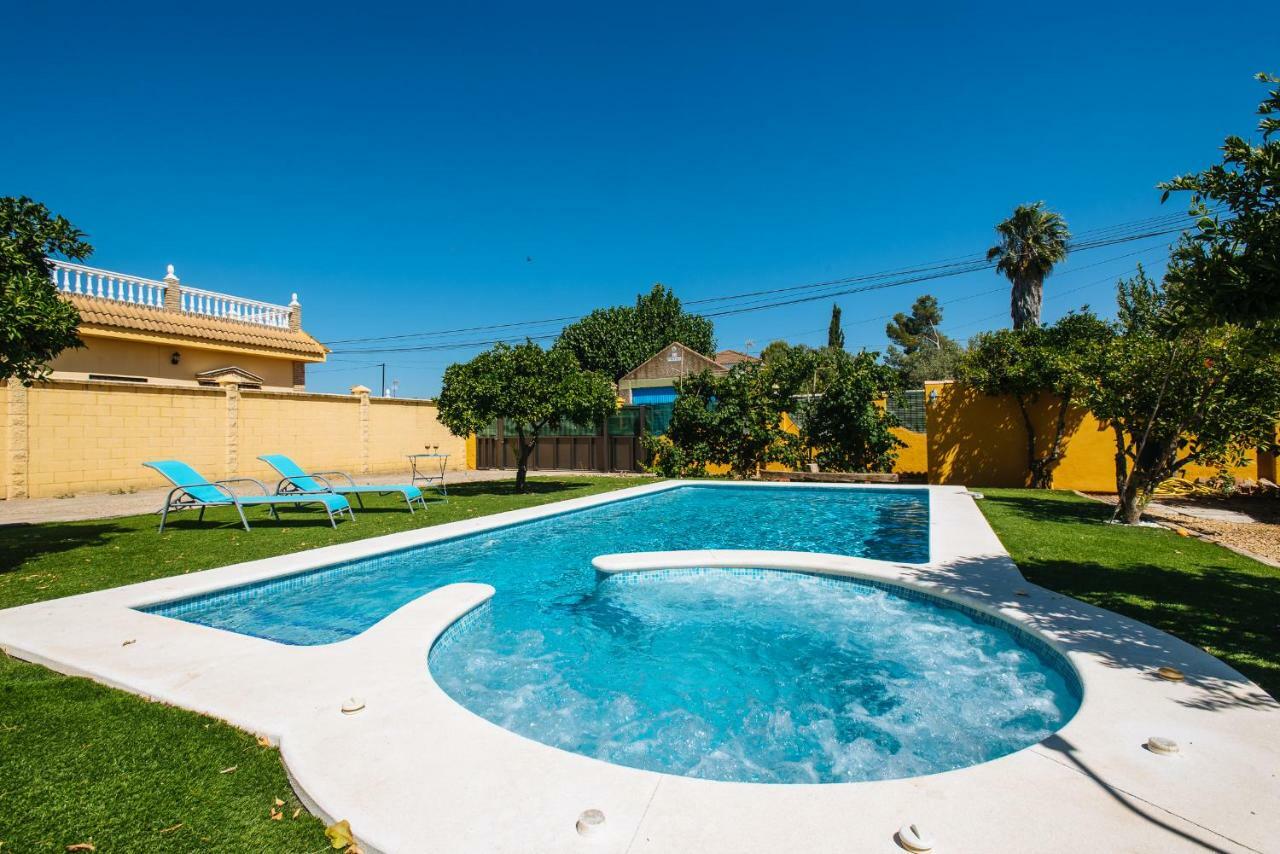 Oasis Naranjos Con Jacuzzi 15 Min Sevilla * Almensilla