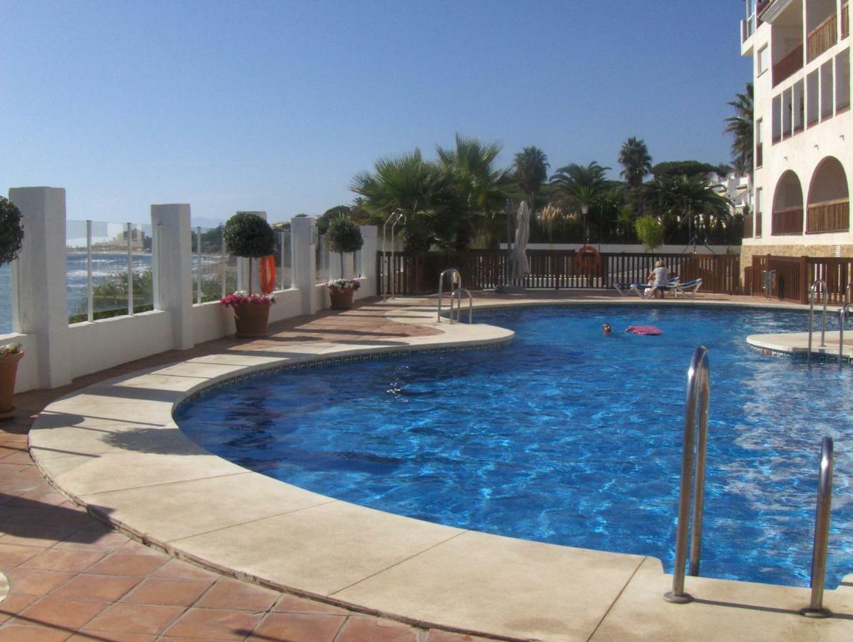 Beachfront Penthouse: Marbella Sea View Terrace Apartment *