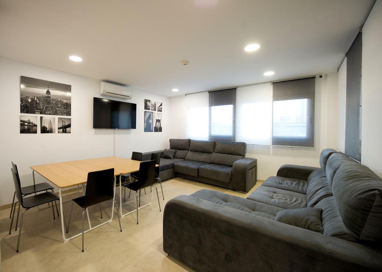 Residencia Universitaria Alboran Apartamento *