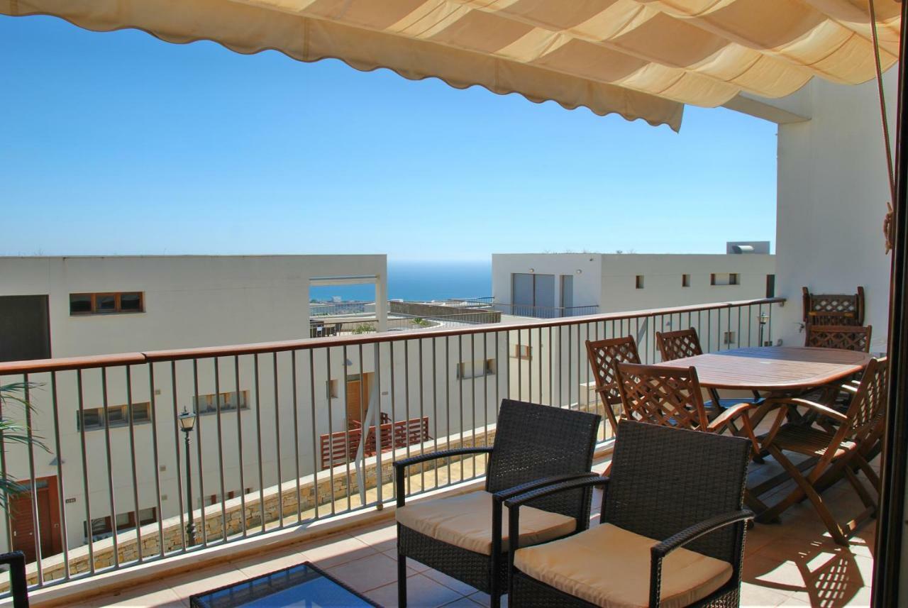 Lomas De Monteros - With Seaviews Apartment Marbella