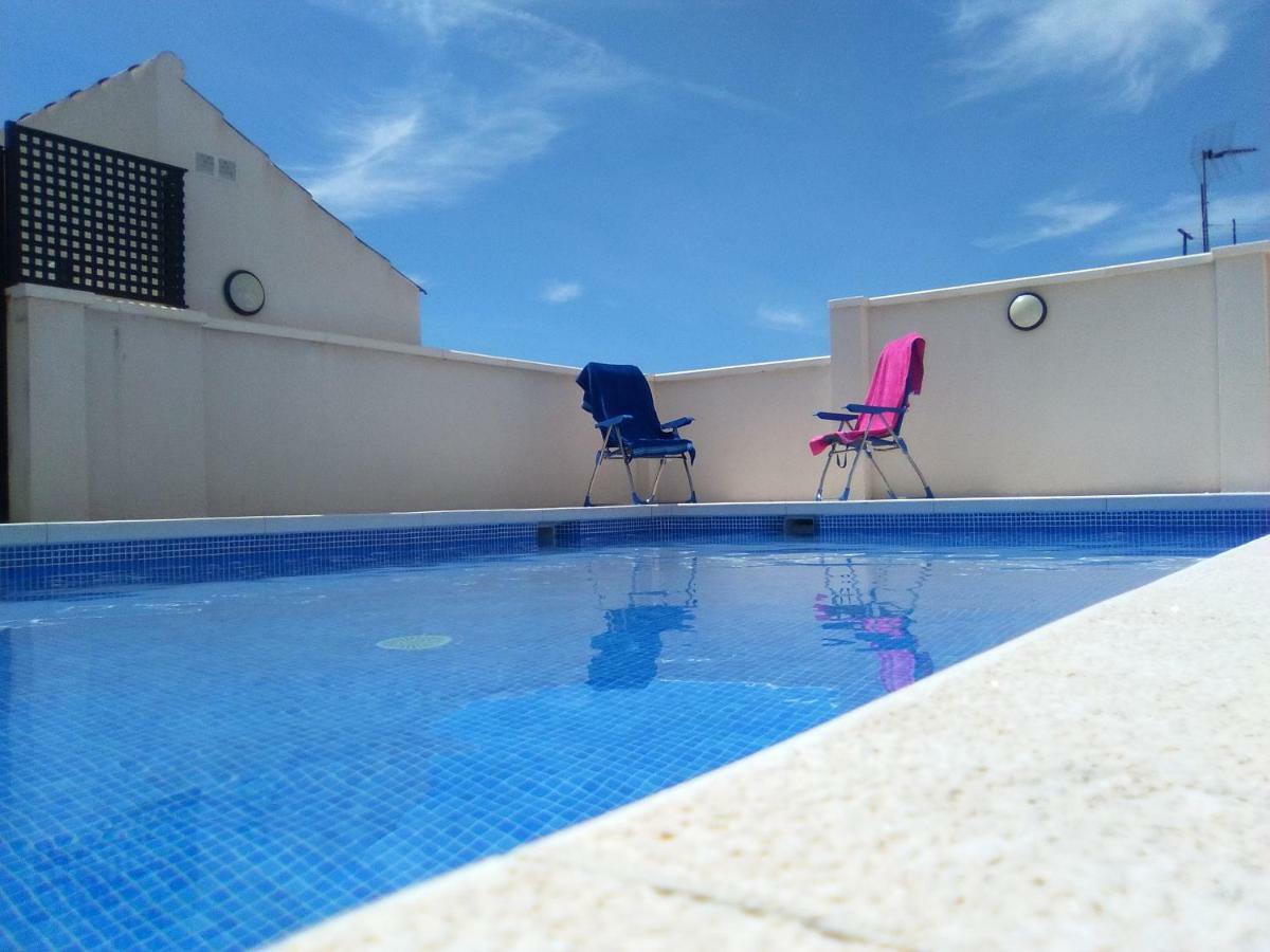 Amazing In The Heart Of Pool & Free Parking Apartment