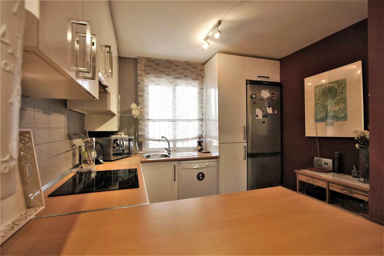 Apartamento Acogedor Apart De 2 Dormitorios En C.expo, Sevilla