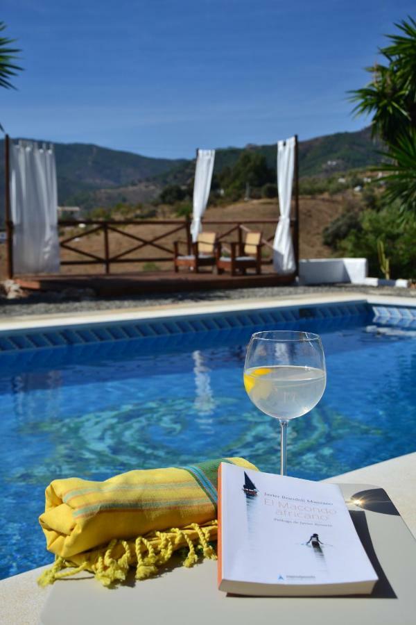 The African House Bed and breakfast Tolox