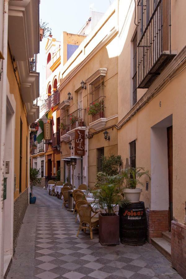 Flamencos Con Garage 5 Pax Seville