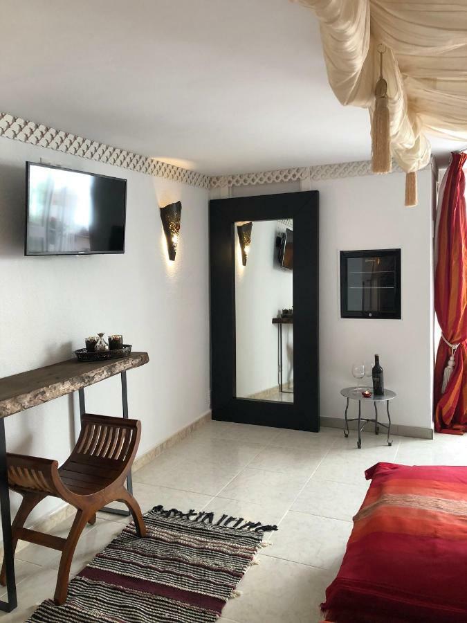 Breeze Boutique Guest Rooms, 4* Marbella