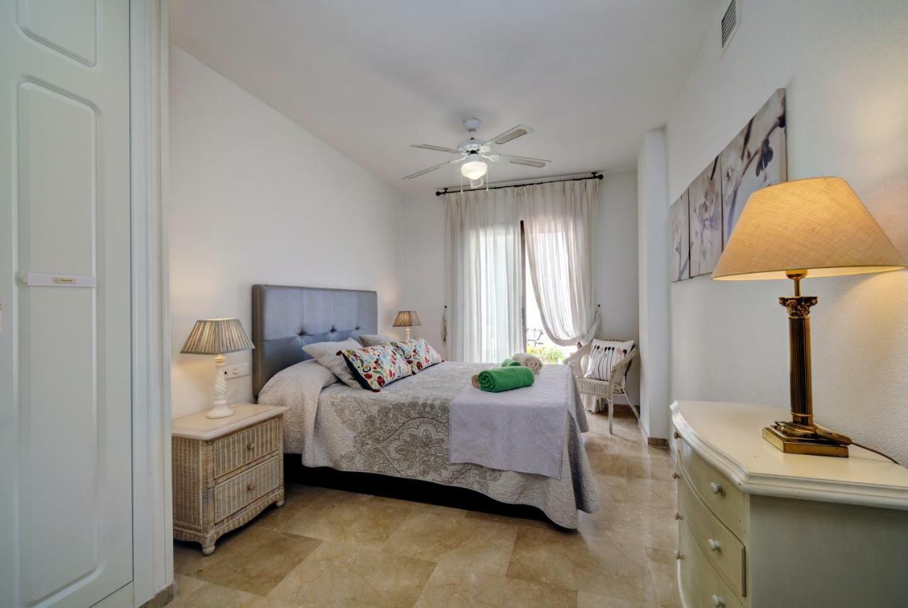 409 Marina Real Puerto De La Duquesa Playa Apartamento *