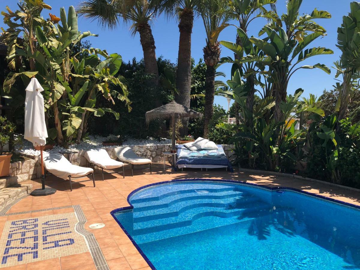 Breeze Boutique Guest Rooms,
