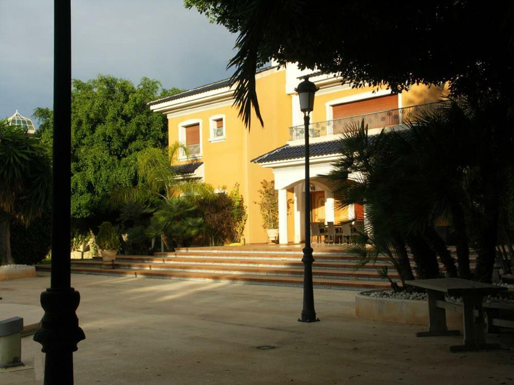 Santa Maria Elche
