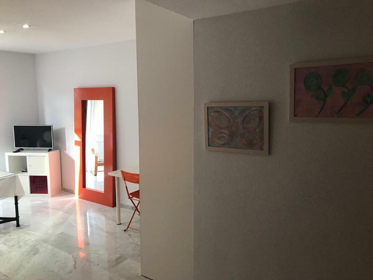 Center Flat Reyes Catolicos