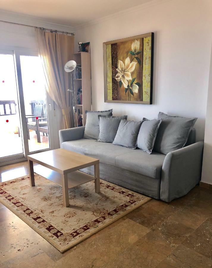 Beachfront Penthouse: Marbella Sea View Terrace Sitio de Calahonda