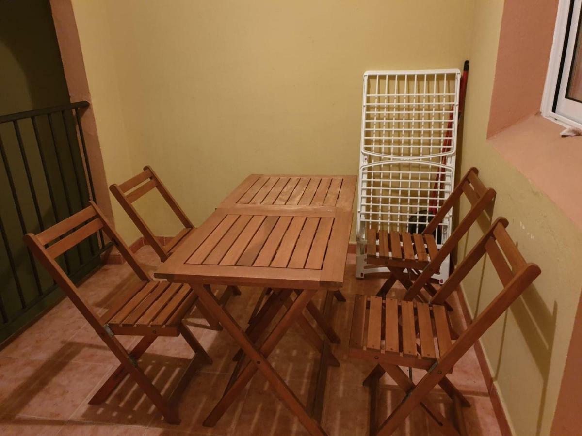 Macdonald Dona Lola Apartment