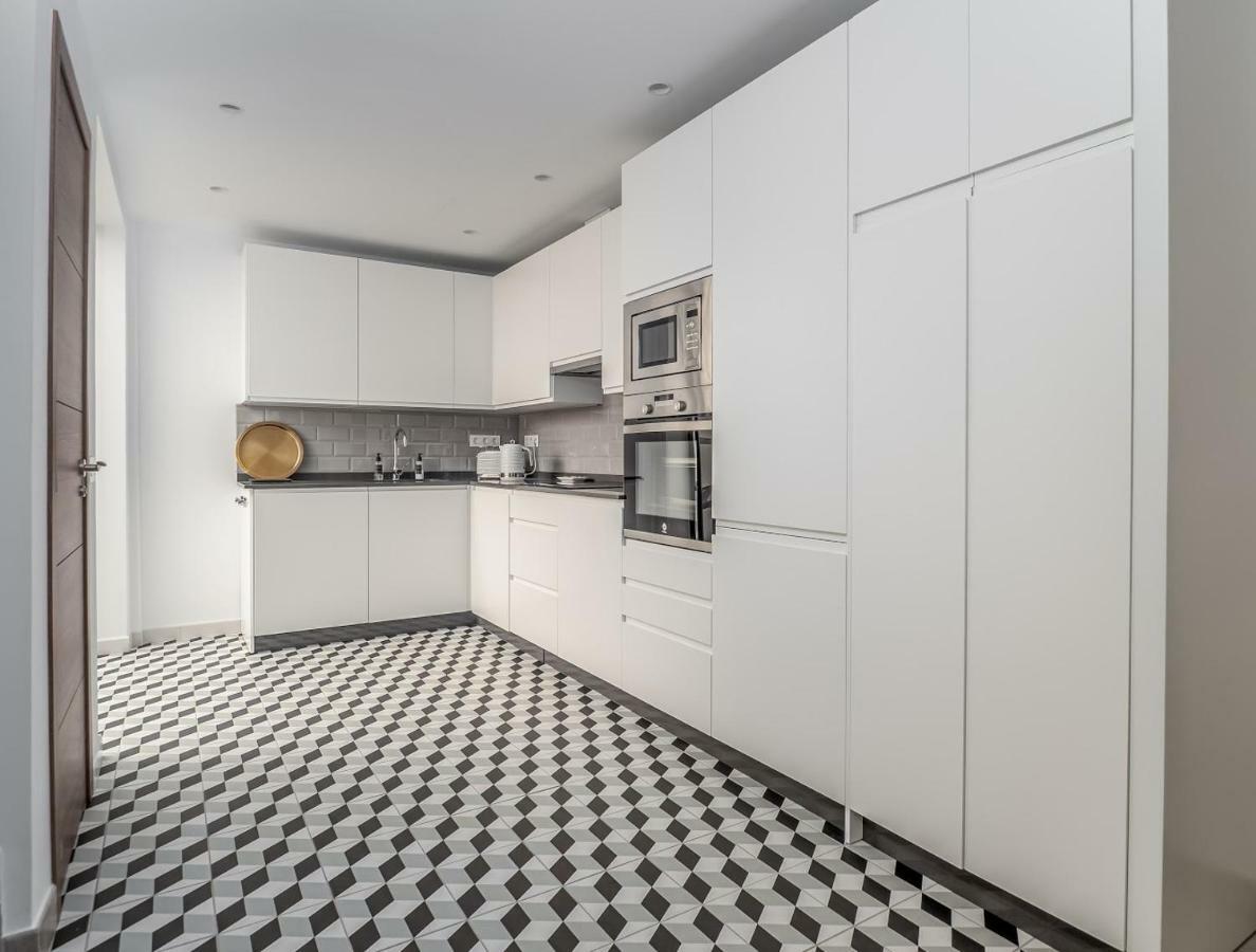 Сasa de vacaciones Old Town : Luxury Townhouse