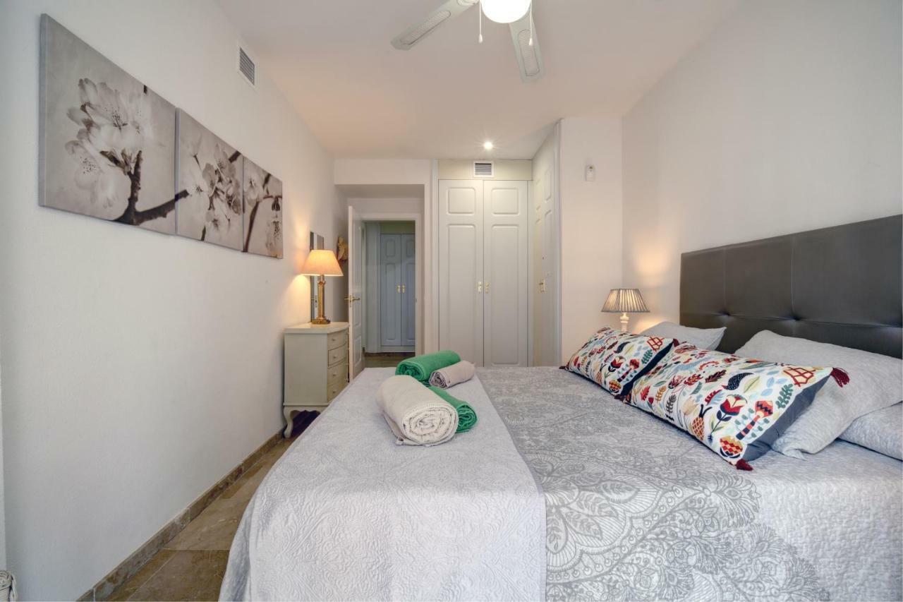 409 Marina Real Puerto De La Duquesa Playa Apartamento *