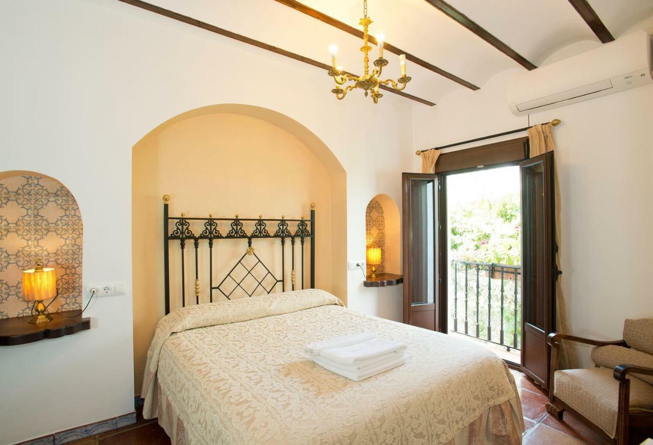 La Mejorana Inn *
