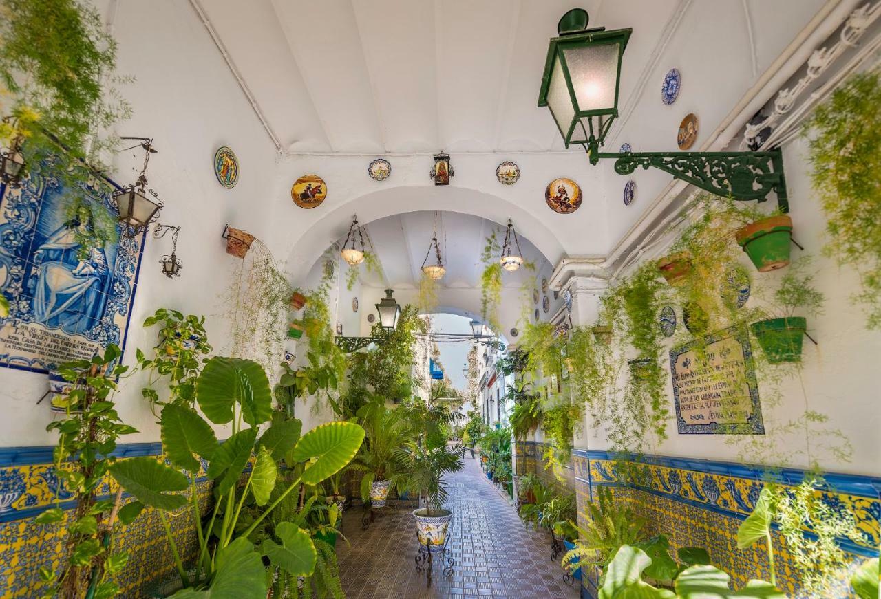 Apartamento Misterhost Triana Patio De Flores *