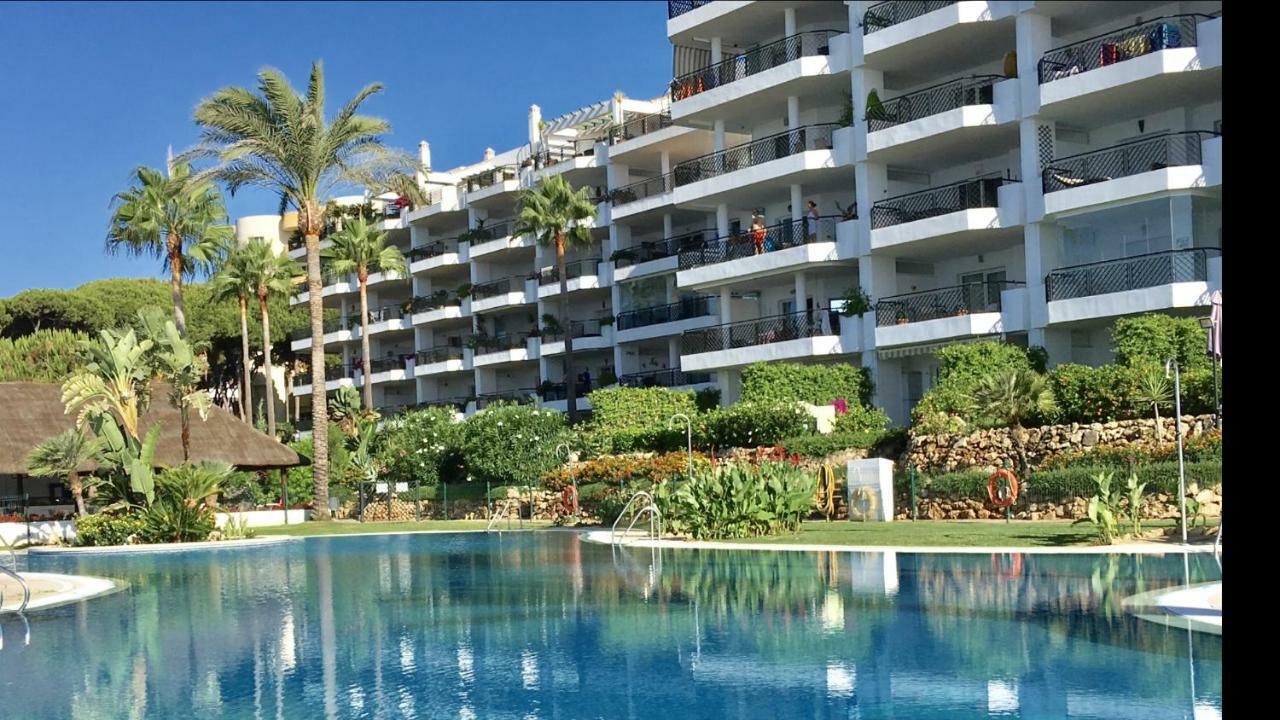 Mi Capricho Beachfront 400 - With Sea Views Costa Del Sol Apartment