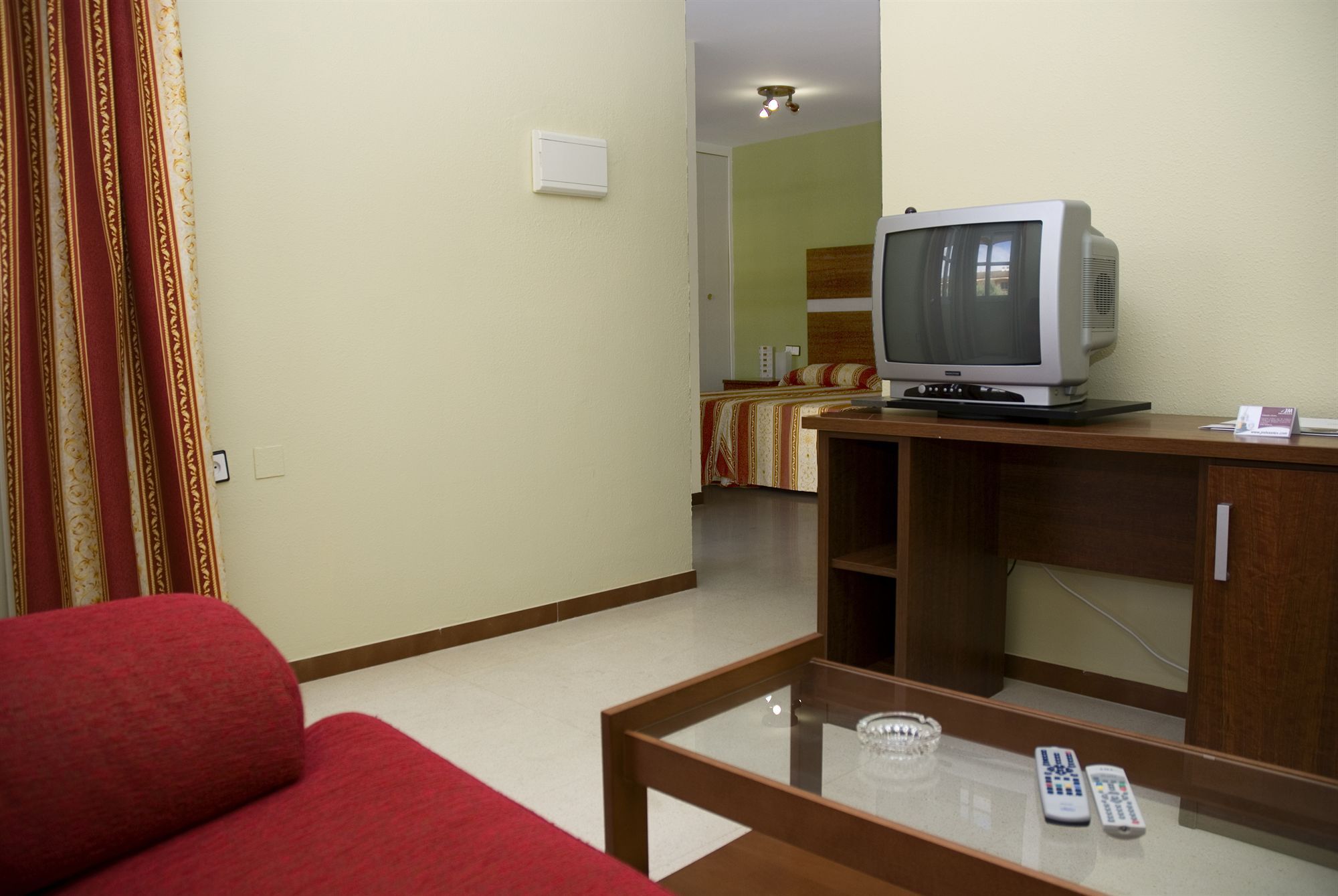 Jm Jardin De La Reina Hotel 3*