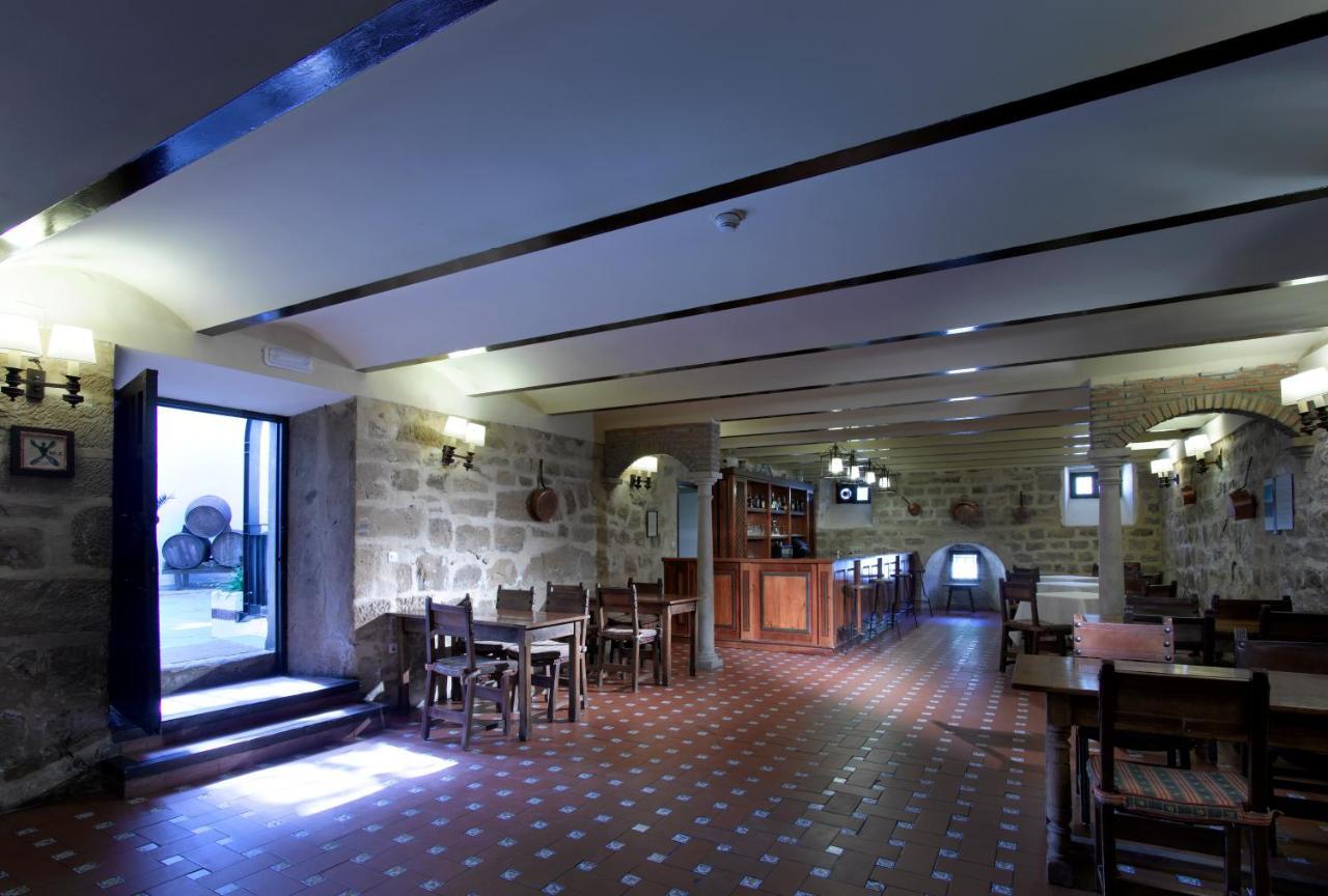 Hotel De 4*