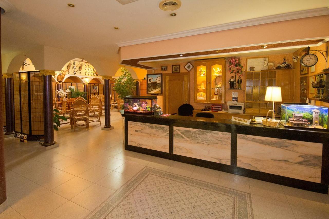 El Cruce Guest house