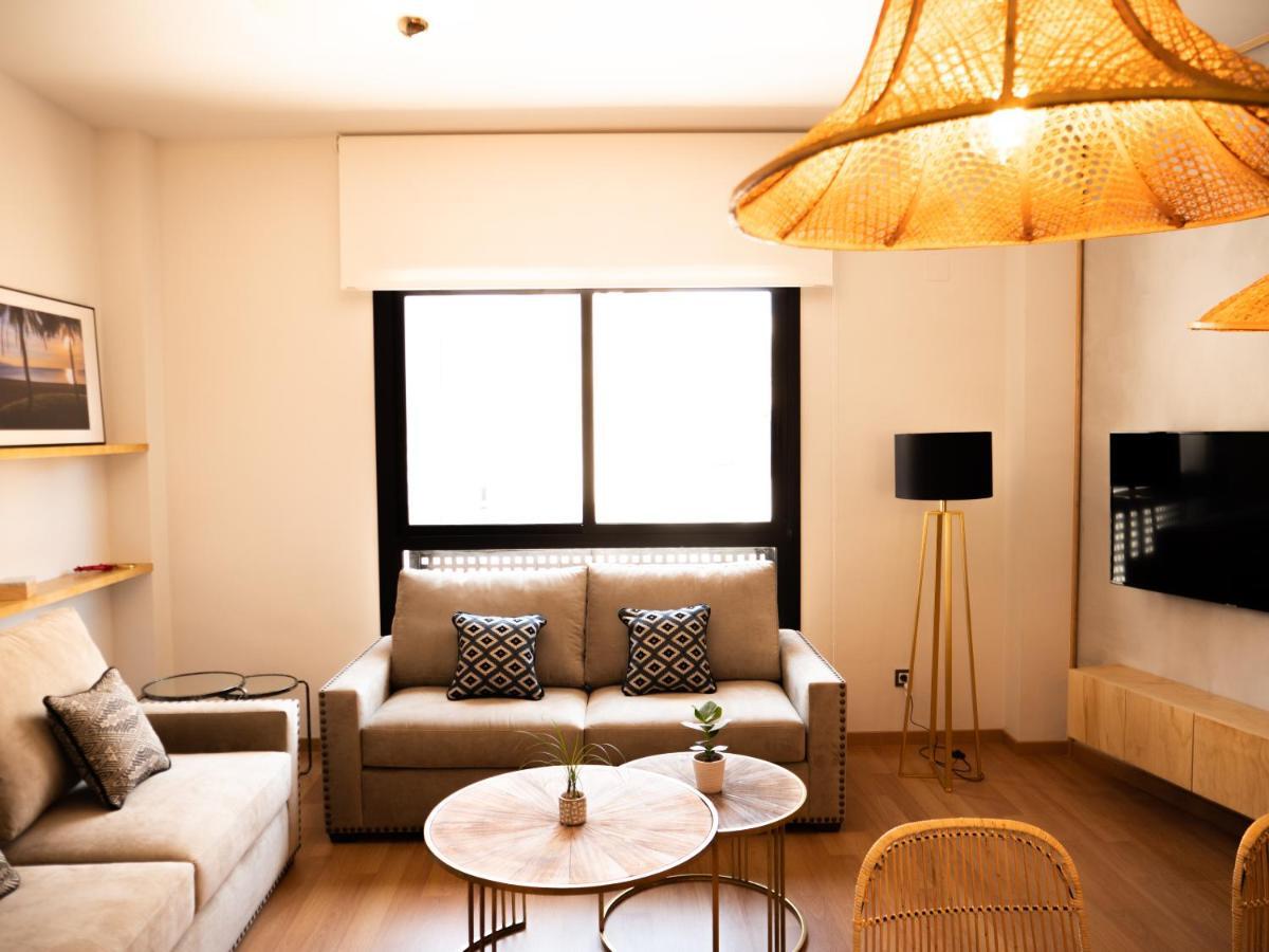 Stylish In The Heart Of With Pool * Malaga
